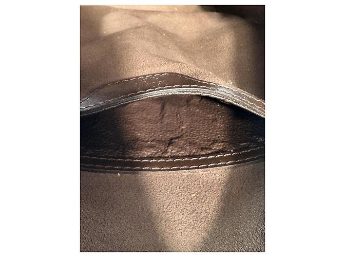 Louis Vuitton Mabillon Rucksack aus Epi-Leder in Mocha-Braun - Ansicht 15
