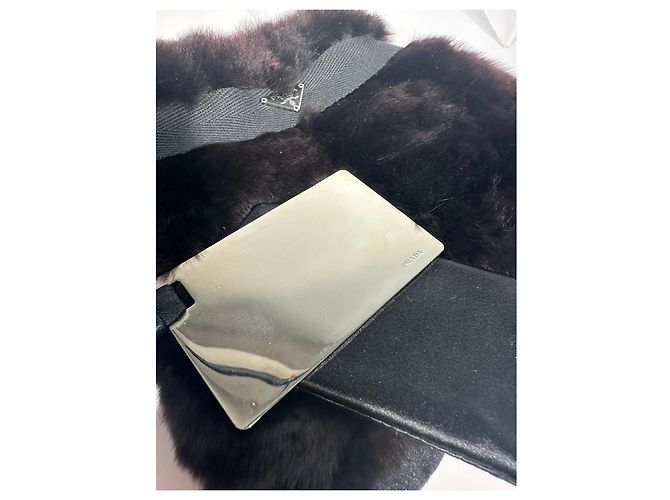 PRADA Mini Borsa a Spalla in Pelliccia Kolinsky Rifinitura in Seta Nera Nero - vista 9
