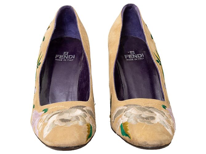 Zeppe ricamate vintage Fendi - vista 3