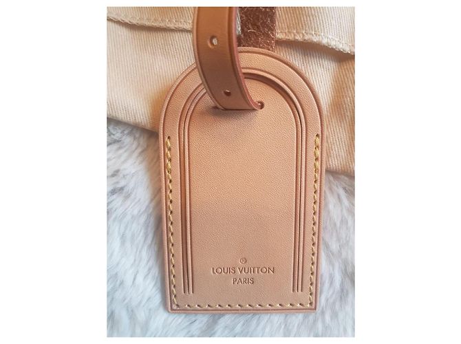Louis Vuitton Name Tag / Address Camel - view 2