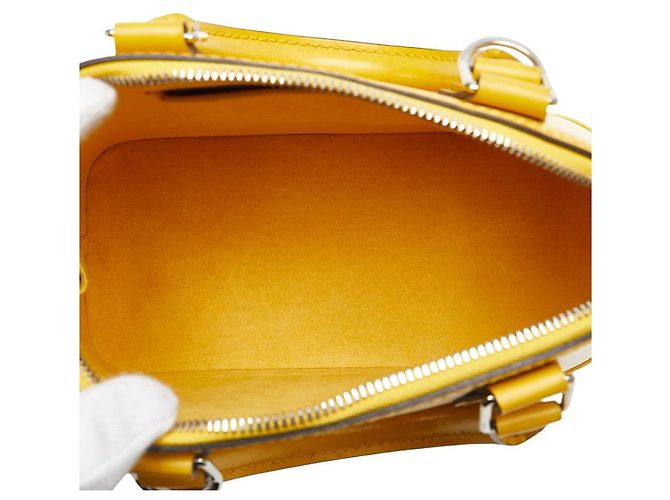 Louis Vuitton Alma BB Leather Handbag M40866 Yellow - view 4