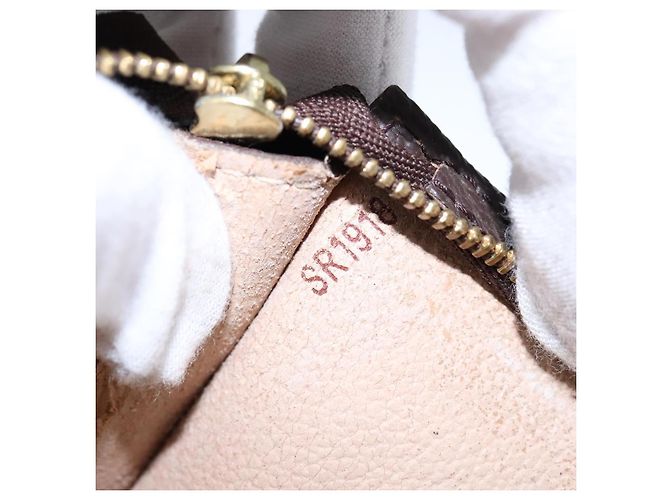 LOUIS VUITTON Monogram Bucket PM Bolsa de Accesorios LV Auth th5521 Monograma - vista 12