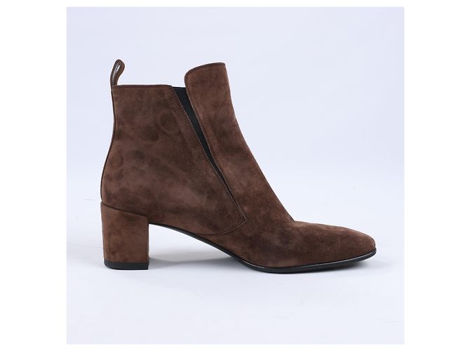 Roger Vivier Suede Boots in Brown, Size 39 EU - view 2