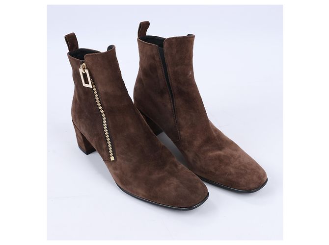 Roger Vivier Suede Boots in Brown, Size 39 EU - view 3