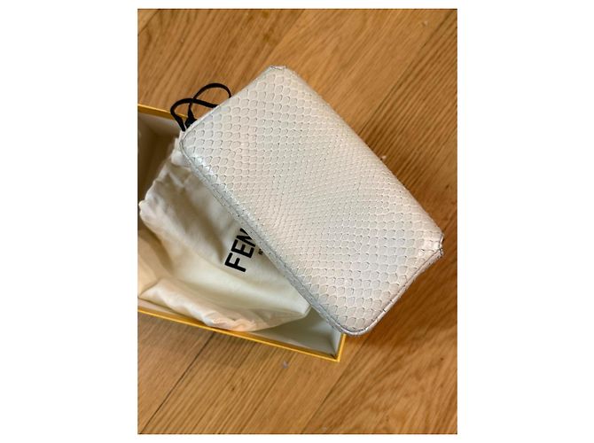 Fendi Micro-Baguette aus Python und Pelz Eggshell Aus weiß - Ansicht 4