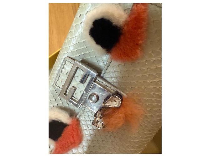 Fendi Micro-Baguette aus Python und Pelz Eggshell Aus weiß - Ansicht 6