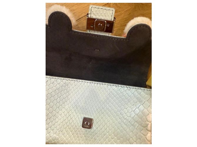 Fendi Micro-Baguette aus Python und Pelz Eggshell Aus weiß - Ansicht 7
