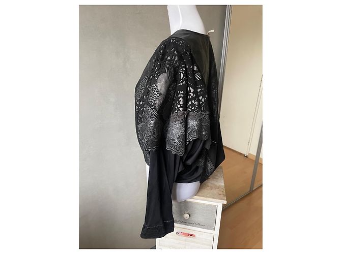 Giacca Roberto Cavalli in pelle e camoscio nera con tagli al laser Nero - vista 2