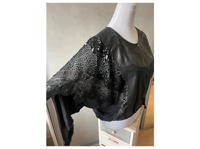 Giacca Roberto Cavalli in pelle e camoscio nera con tagli al laser Nero - vista 5