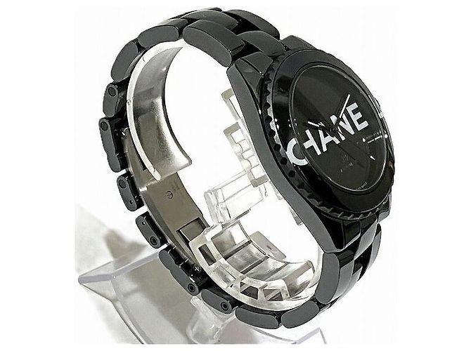 Chanel J12 Wanted H7418 Automatic Watch Black - view 3