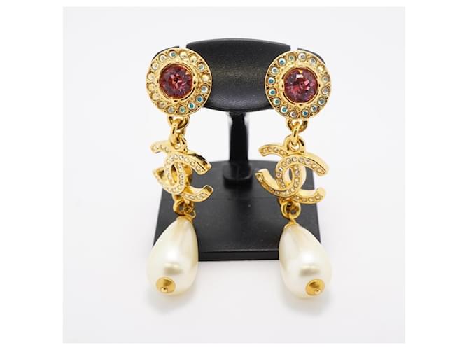 Orecchini in oro e rosa di Chanel D'oro - vista 2