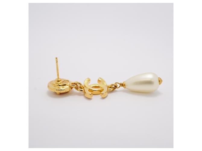 Orecchini in oro e rosa di Chanel D'oro - vista 3