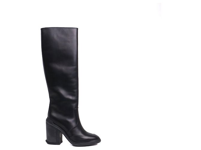 HERMÈS - Hermès boots in black leather (size 37) - view 2