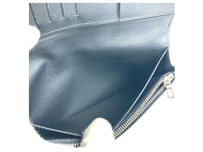 Cartera Larga Brazza Epi Louis Vuitton Negro - vista 14