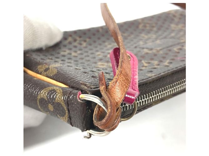 Pochette Monogram Fucsia di Louis Vuitton Fuschia - vista 17