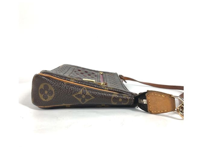 Pochette Monogram Fucsia di Louis Vuitton Fuschia - vista 4