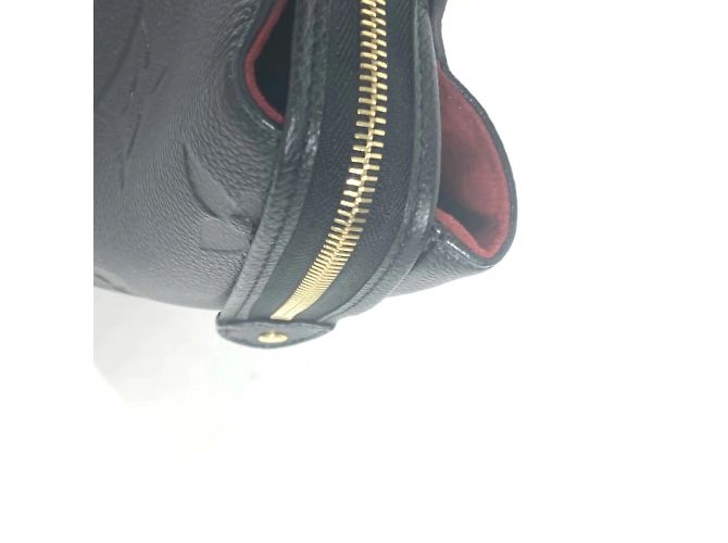 Borsa Tote Petit Palais PM in Monogram Empreinte di Louis Vuitton Nero - vista 10