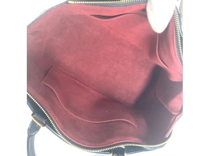 Borsa Tote Petit Palais PM in Monogram Empreinte di Louis Vuitton Nero - vista 12