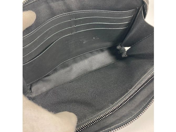 Clutch Soft Trunk Monogram Louis Vuitton Nero - vista 12