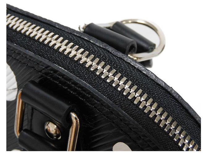 Bolsa Louis Vuitton Alma BB M21699 Preto - vista 11