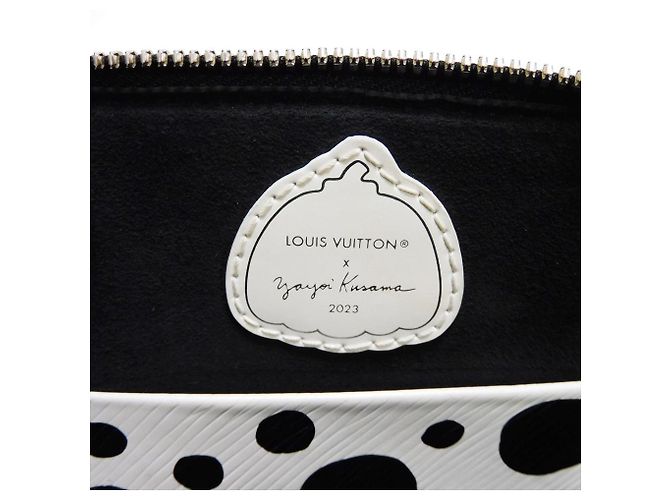 Bolsa Louis Vuitton Alma BB M21699 Preto - vista 6