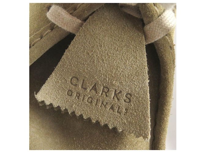 Autre Marque Bottes en suède sacai Clarks Hybrid Wallabee 6.5 Beige - vue 9