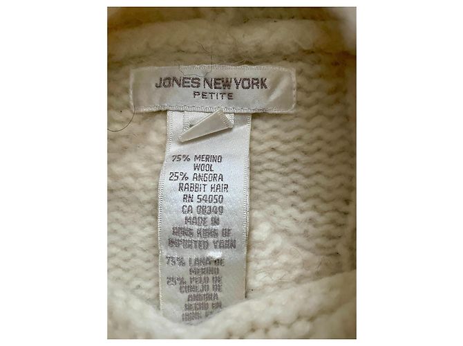 Autre Marque Jones New York Zopfstrickpullover aus Wolle und Angora Creme Roh Aus weiß - Ansicht 3