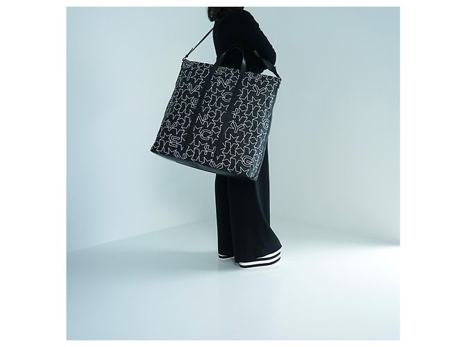 Givenchy Weekender Tasche Sternenprint schwarz weiß Leder - Ansicht 10