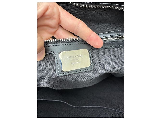 Givenchy Weekender Tasche Sternenprint schwarz weiß Leder - Ansicht 9