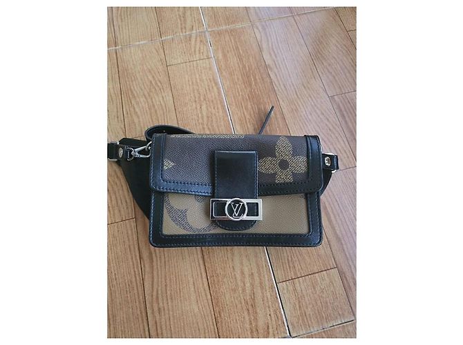 Borsa a Cintura Dauphine Louis Vuitton Monogramma - vista 3