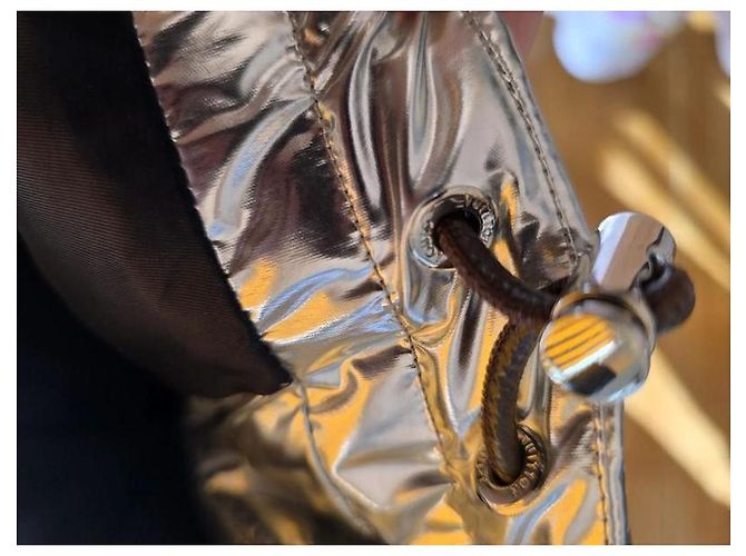 Jaqueta acolchoada metálica Louis Vuitton com penas de ganso Prata - vista 8