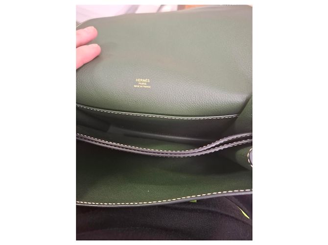 Borsa Hermès Evercolor Roulis 23 in pelle verde Verde oliva - vista 16