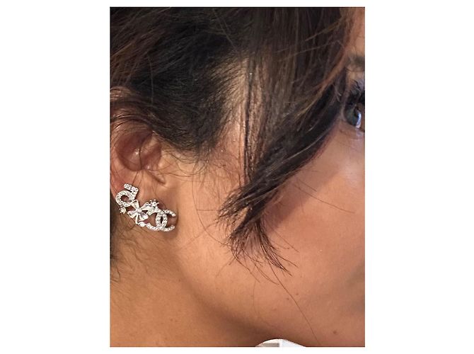 Coco Crush Orecchini Chanel argentati in acciaio Argento - vista 3