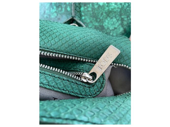 Sac à main Tod's en cuir de python vert - vue 11