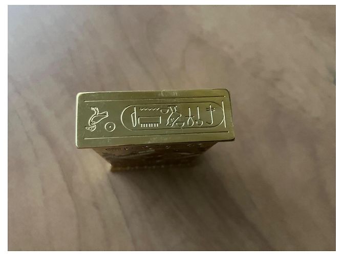 St Dupont Pharaoh Ligne 2 Lighter Gold Plated Golden - view 4