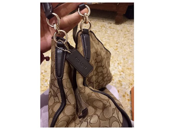 Borsa a spalla Coach in pelle cioccolato - vista 5