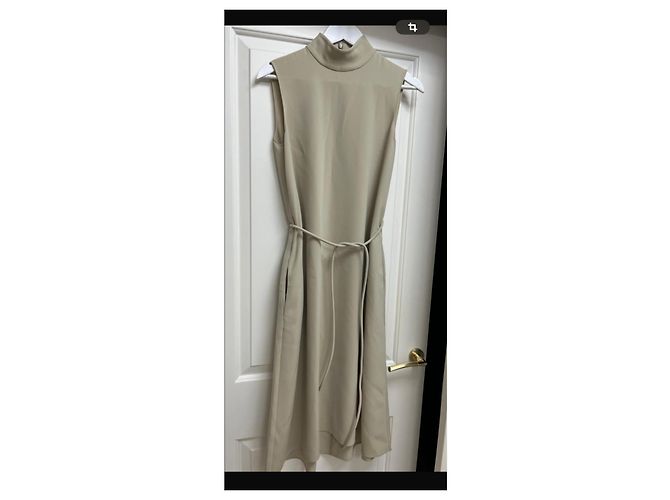 Theory Kleid Beige aus Polyester Größe 38 - Ansicht 2