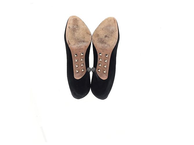 Pumps con borchie Valentino Garavani in suede nero - vista 12