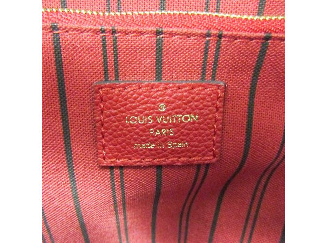 Zaino da donna Louis Vuitton Monogram Empreinte Sorbonne M44015 Fuschia - vista 12
