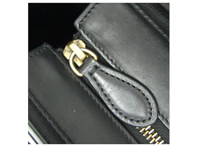 Céline Borsa a mano Celine Luggage Nano Shopper Nero Rosa Bordò - vista 10