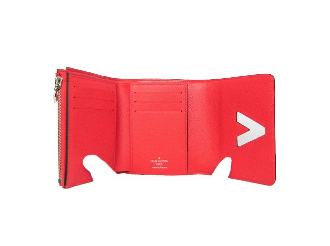 Billetera compacta Twist Epi de Louis Vuitton Roja - vista 3