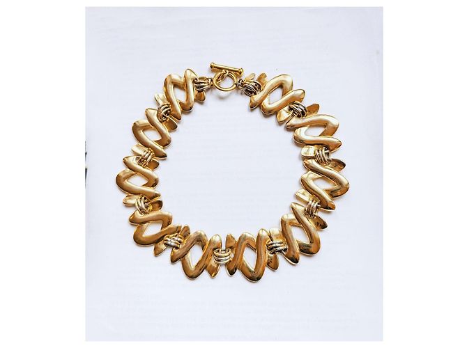 Colar Gargantilha Christian Dior em Metal Dourado - vista 5