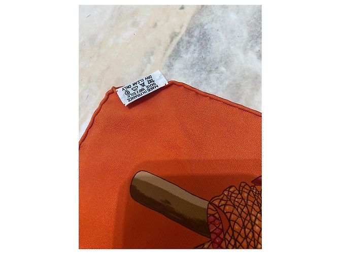 Constance Foulard Hermès Carré Passementerie in Seta Arancione 90x90 - vista 4