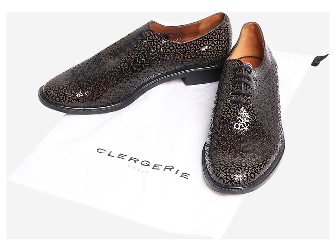 Robert Clergerie Schwarze Lackleder-Laser-Cut-Schuhe - Größe EU 37 - Ansicht 6