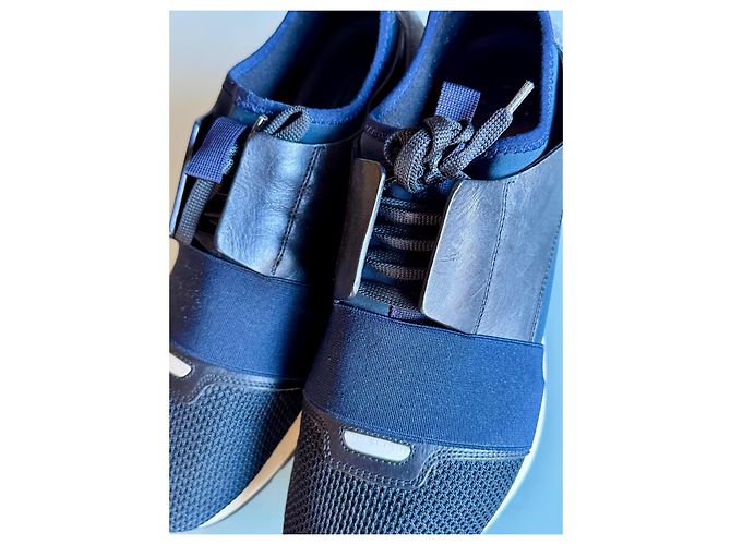 Sneakers Balenciaga Blu Navy in Cotone e Pelliccia - vista 8