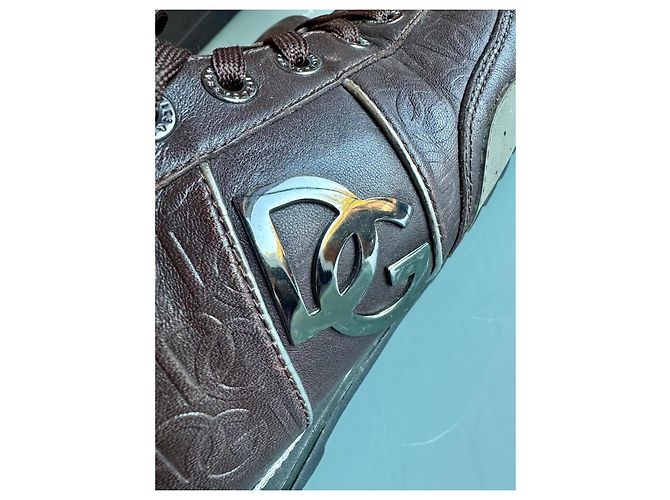 Dolce & Gabbana Chiusura DG marrone argentata Marrone scuro - vista 3