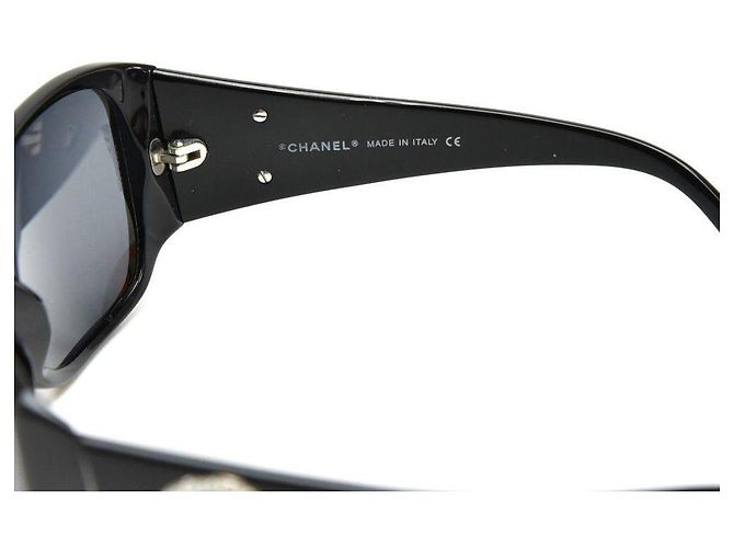 Occhiali da sole Chanel CC Logo perle nere e strass Nero - vista 5