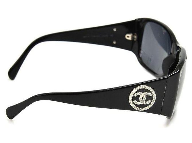 Occhiali da sole Chanel CC Logo perle nere e strass Nero - vista 6
