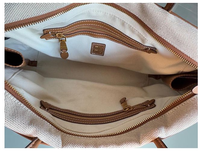 Borsa a mano Miu Miu Brandy Beige e Marrone Scuro Pelle - vista 7