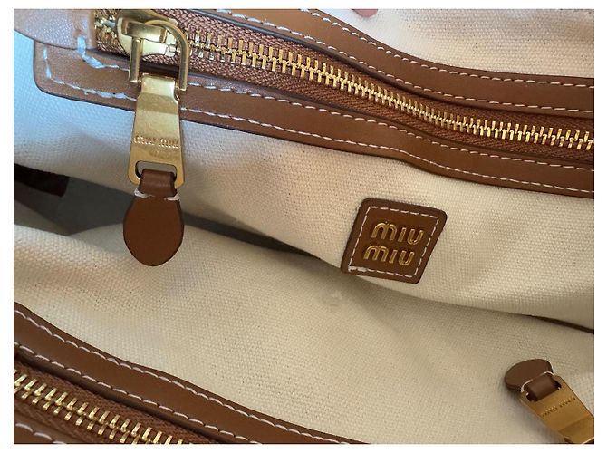 Borsa a mano Miu Miu Brandy Beige e Marrone Scuro Pelle - vista 8